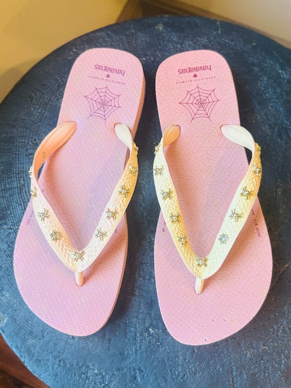 CHARLOTTE OLYMPIA X HAVAIANAS PINK SPIDER WEB FLIP FLOPS SIZE 39-40